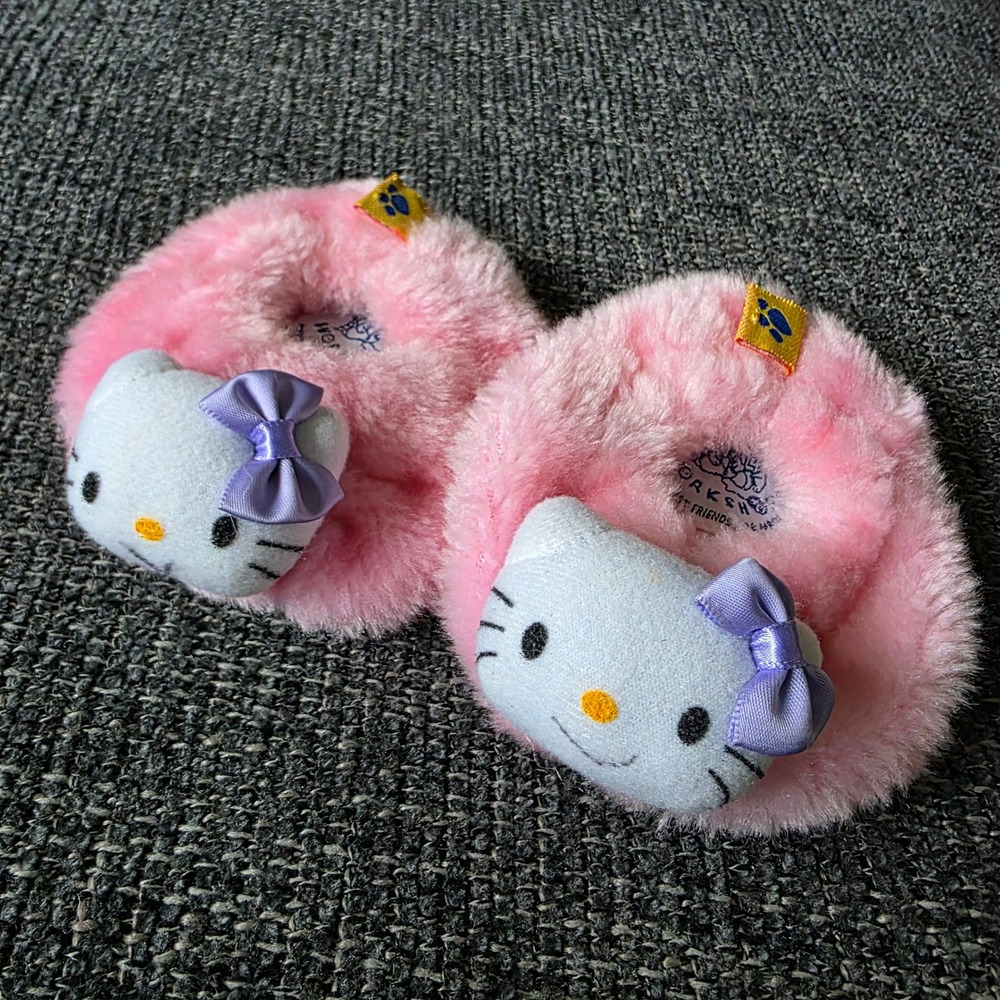 Build A Bear Hello Kitty Slippers Pink Faux Fur Purple Bow Small Plush Accessory
